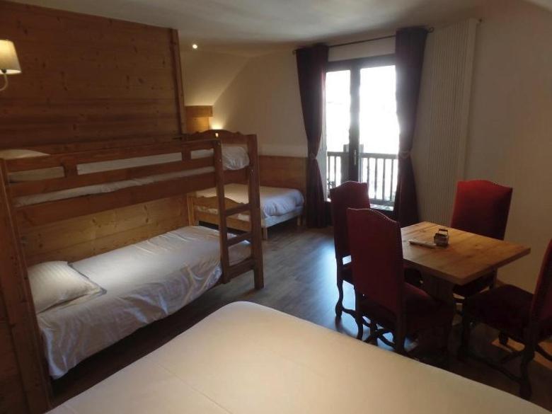 Hotel Les Vallois Vallouise Rum bild