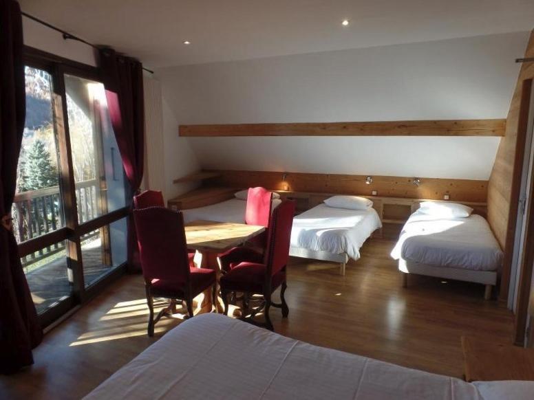 Hotel Les Vallois Vallouise Rum bild